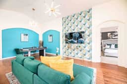 FL- 4659 LUSH 1