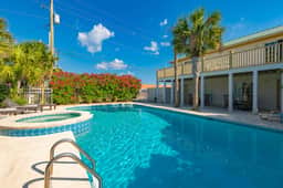 FL - 8516 DESTIN P