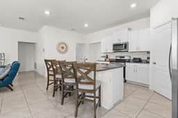 7695 OAKMOSS