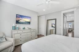 4923 East Destin 4