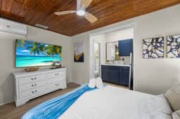 304 Lakeshore #3
