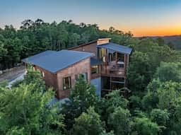 SIT n GO Cabin  (POKER | JACUZZi | VIEWs)