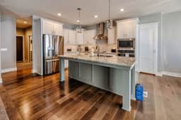 Luxury Retreat- Modern 5BR Ranch in Bennington