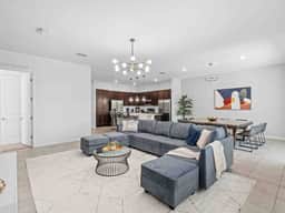 SUPER HUGE-12BD/12BAs SLEEPs 38 & NEAR DiSNEY!