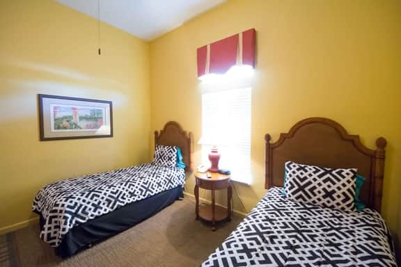 8100 Poinciana 2102