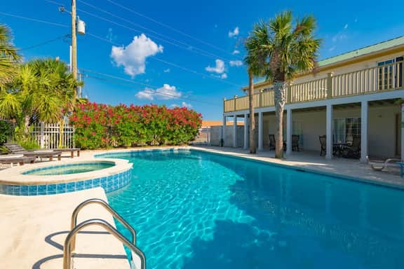 FL - 8516 DESTIN P
