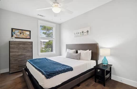 4923 East Destin 4