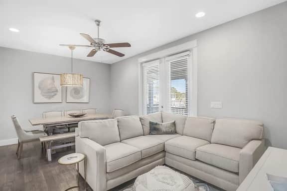 4923 East Destin 4