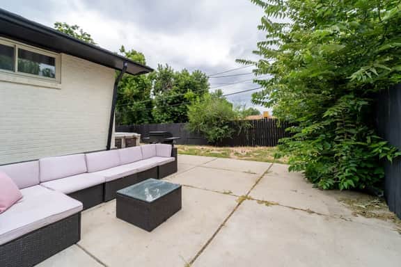 CO- 8591 LOWELL BLVD
