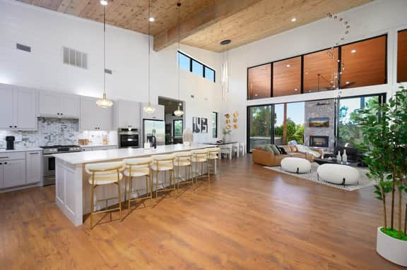 386 Forest Brook (2)
