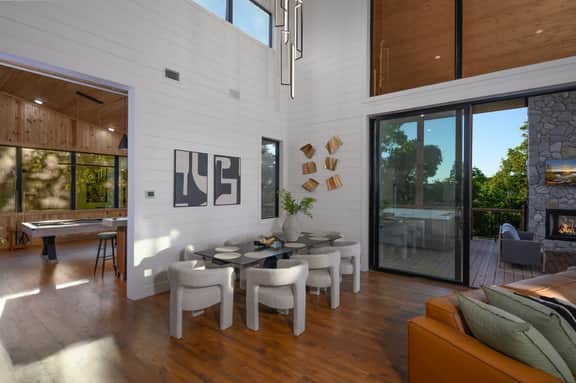 386 Forest Brook (2)