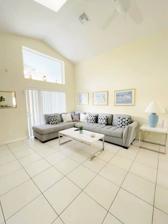 8008 Indian Creek (1)