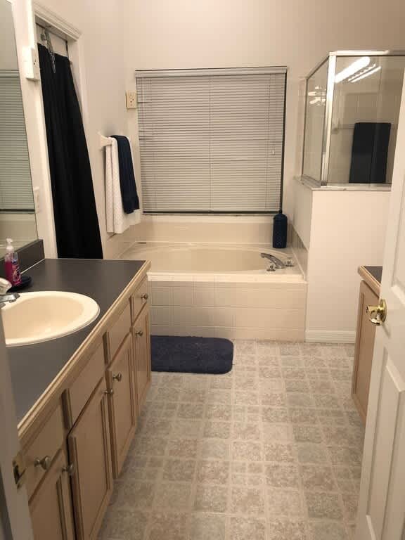 8008 Indian Creek (1)