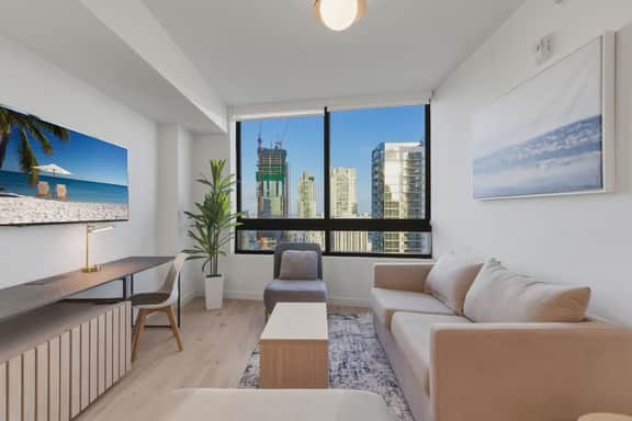 225 UNIT 3607