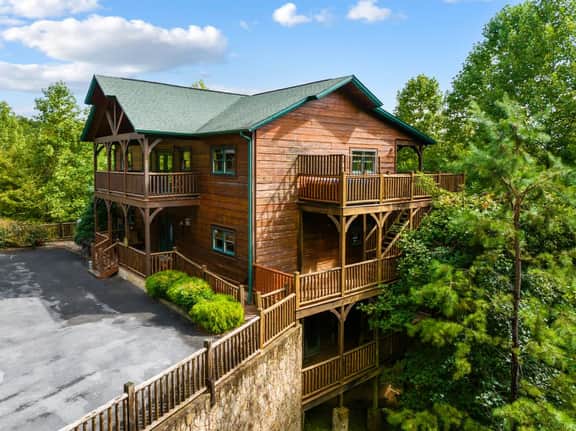 212 Dogwood NEW