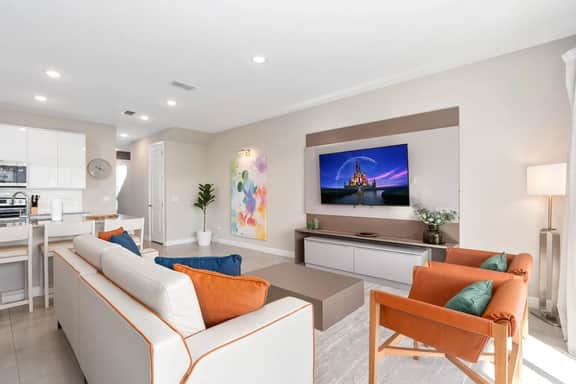 CLOSE - DISNEY's PARKs with THEME ROOMs!