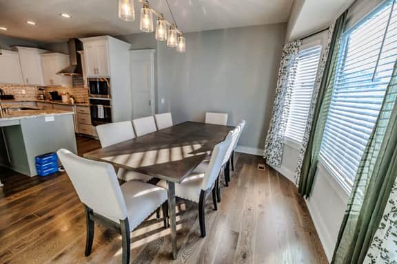 Luxury Retreat- Modern 5BR Ranch in Bennington
