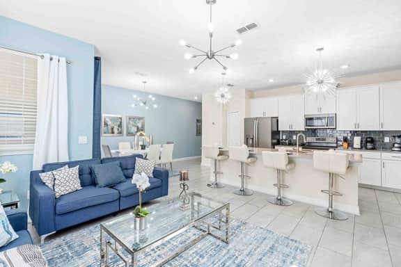 SUPER DOPE-  Home w POOL & AMENITIEs!