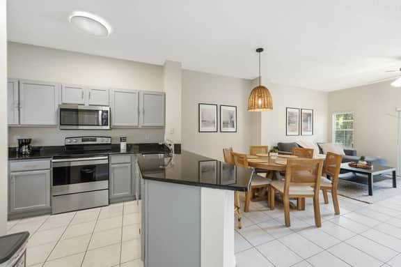 8431 Crystal Cove