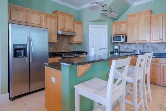 7414 South Thomas