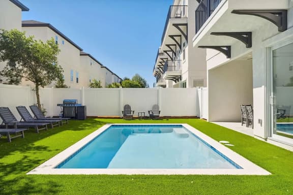 33 Boswells DESTIN