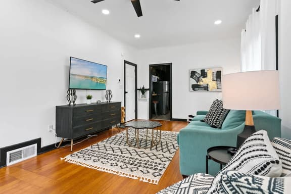 9 Venancio St