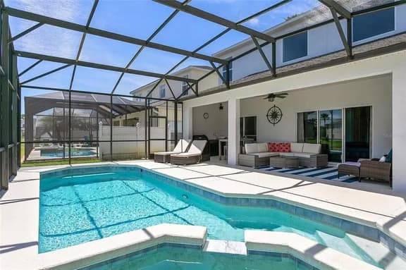 AQUA- QUIET ESCAPEs W/POOL & LAKE VIEWs!